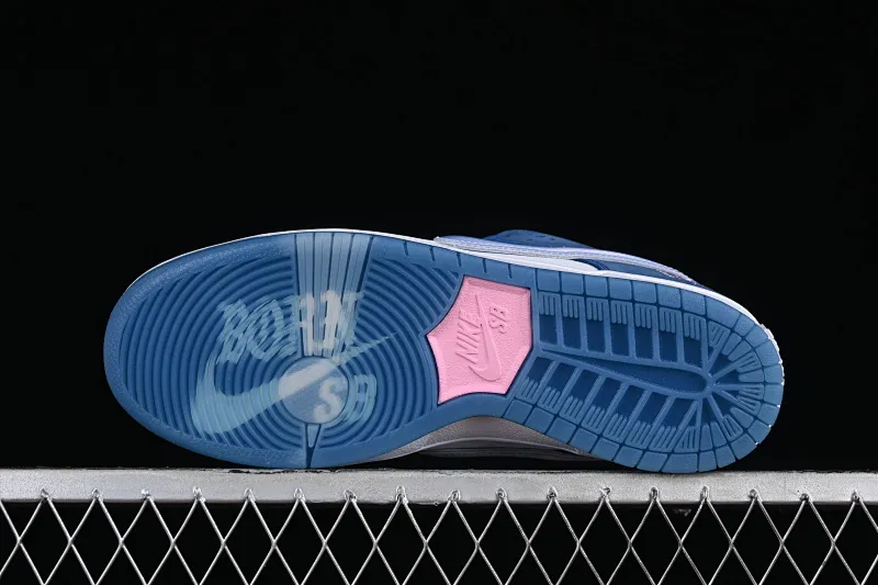 All categories Nk SB Dunk series Nk SB Dunk Low low-top sneakers M version pure original Born x Raised x Nk SB Dunk American street style joint model SB low-top sports and leisure sneakers FN7819-400